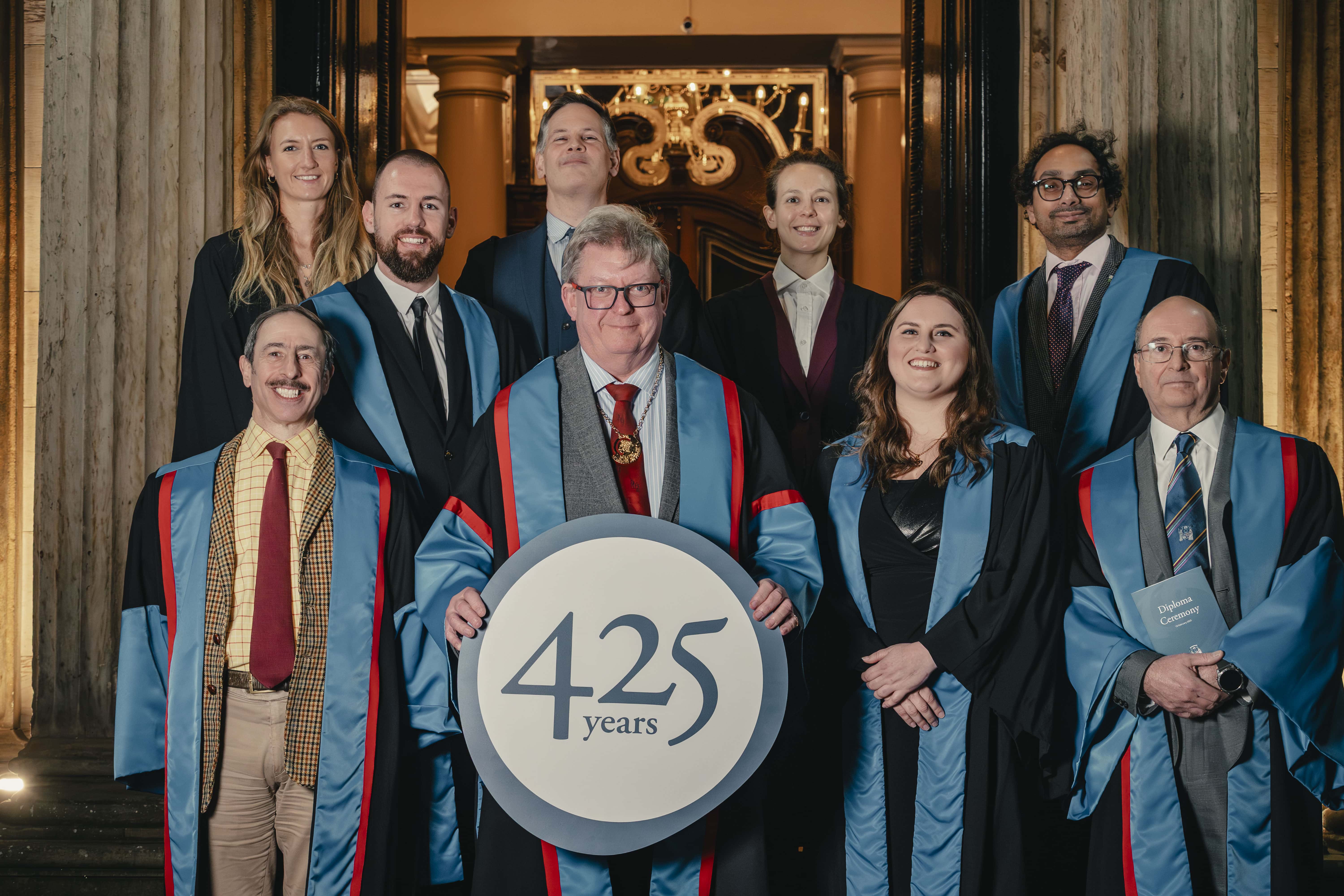 Members of the faculty of Travel Medicine in academical dress.